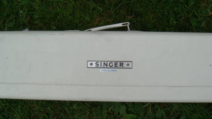 Singer Knitting Machine